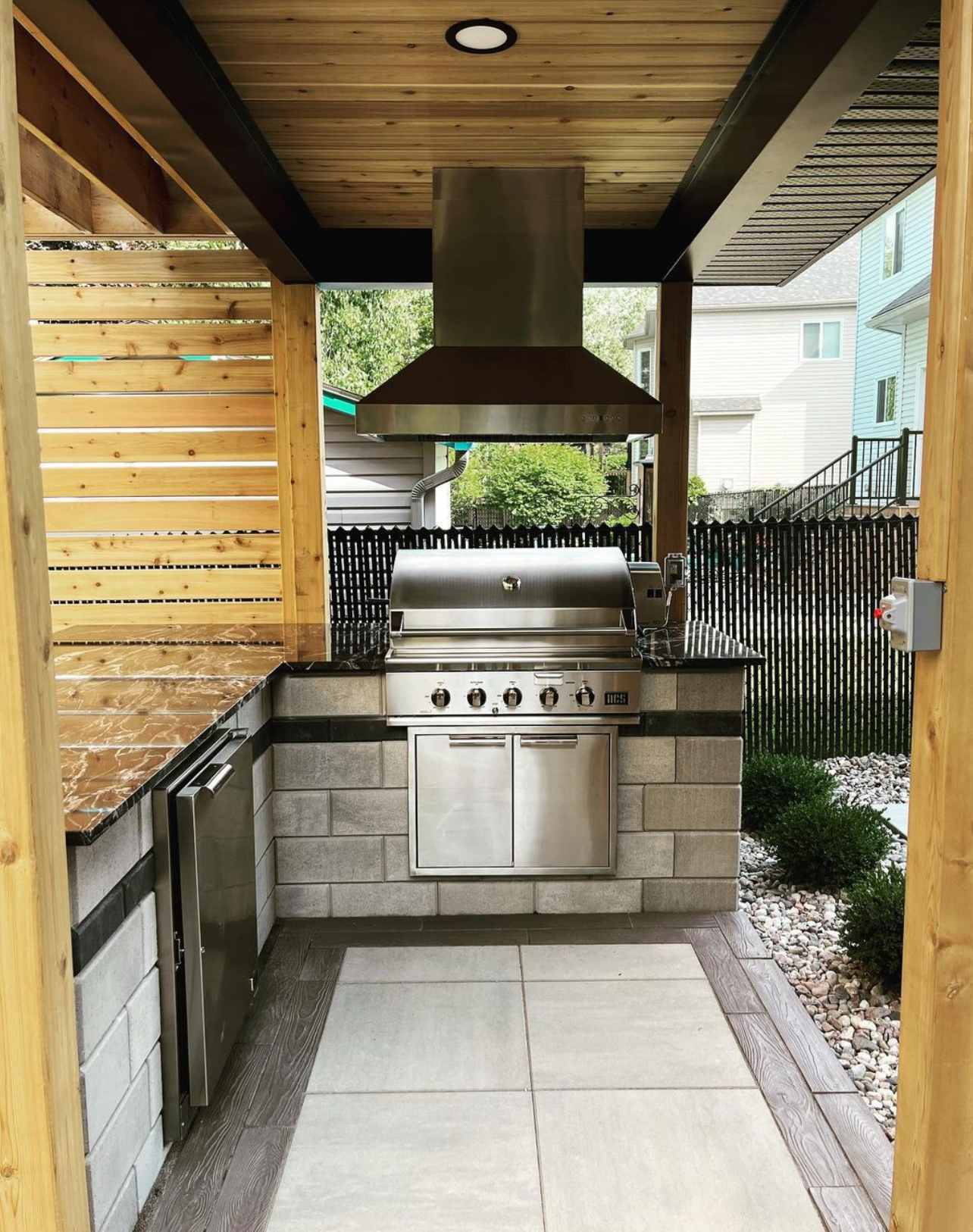 What to Know Before Building an Outdoor Kitchen