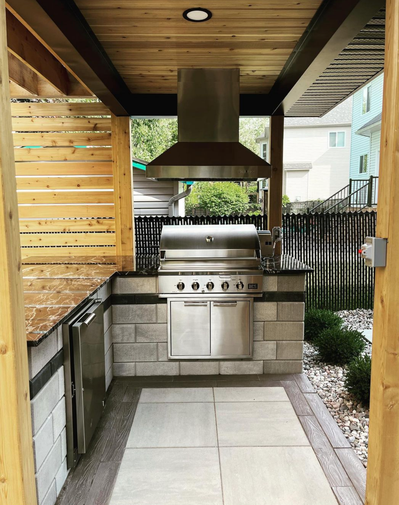 Things You Should Know When Building Your Outdoor Kitchen